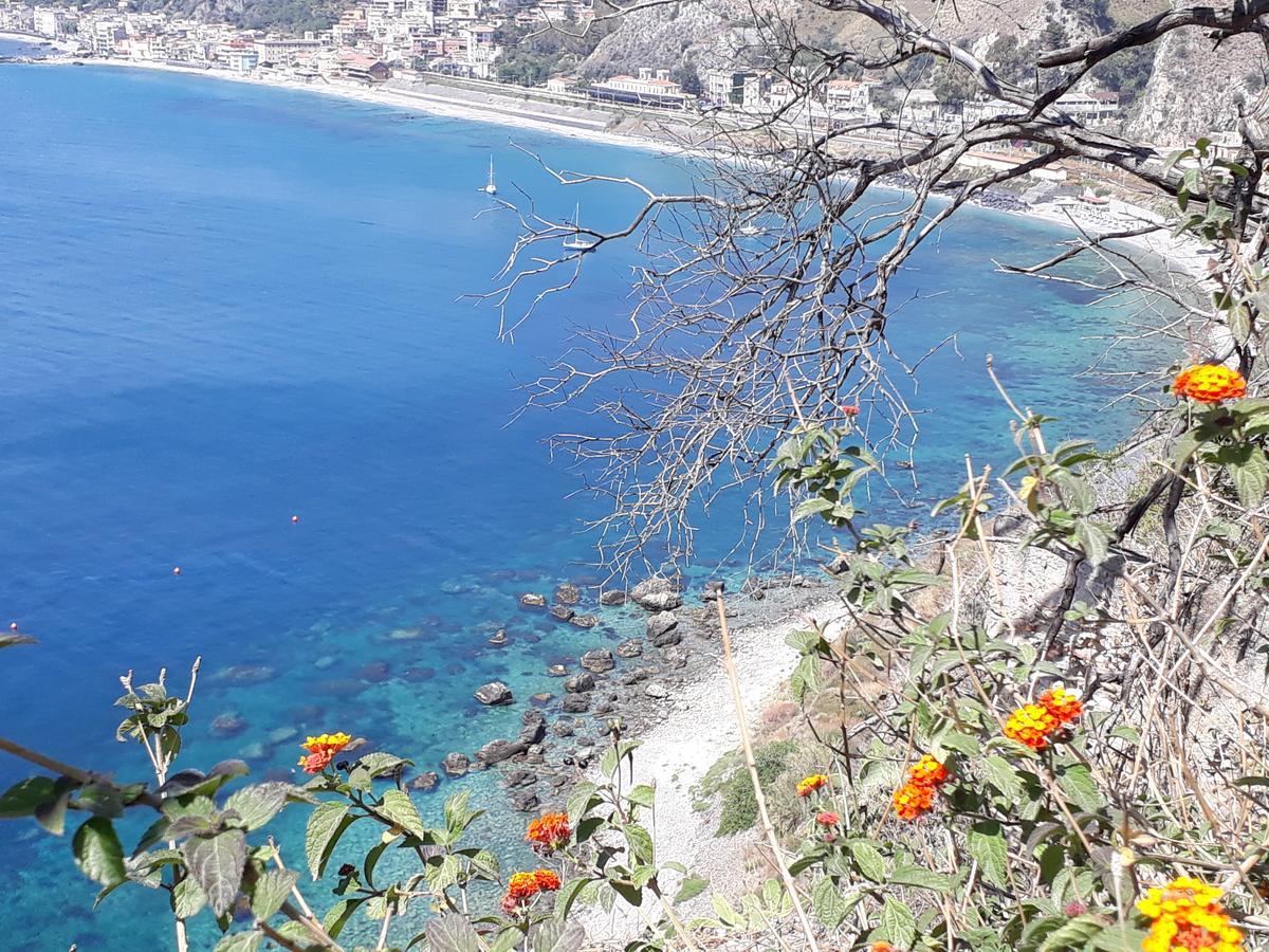 B&B Fragranza Di Sicilia Giardini-Naxos Kültér fotó